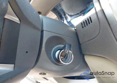 2011 Ford Fusion Se z USA, uszkodzony, nr VIN 3FAHP0HA5BR308219